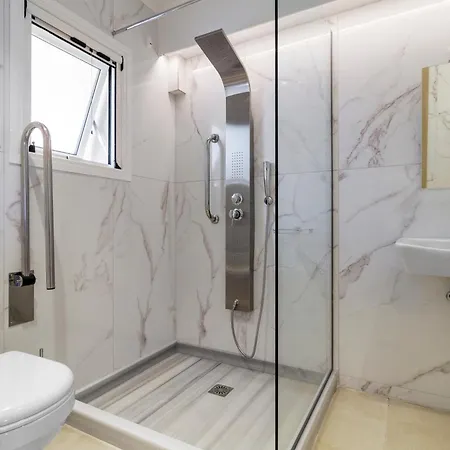 Momento Aparthotel Vlachata