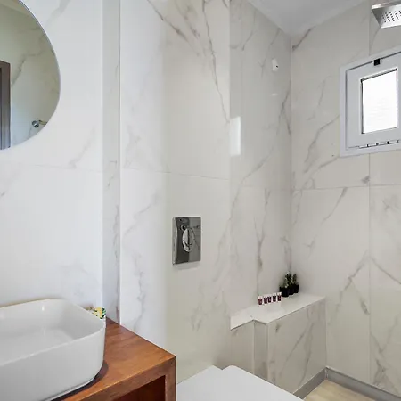 Aparthotel Momento 4*