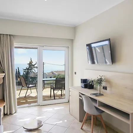 Ξενοδοχείο με διαμερίσματα Momento 4*