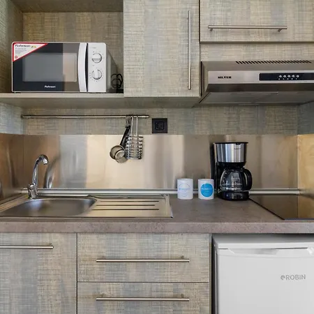 Ξενοδοχείο με διαμερίσματα Momento 4*