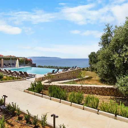 Ξενοδοχείο με διαμερίσματα Momento